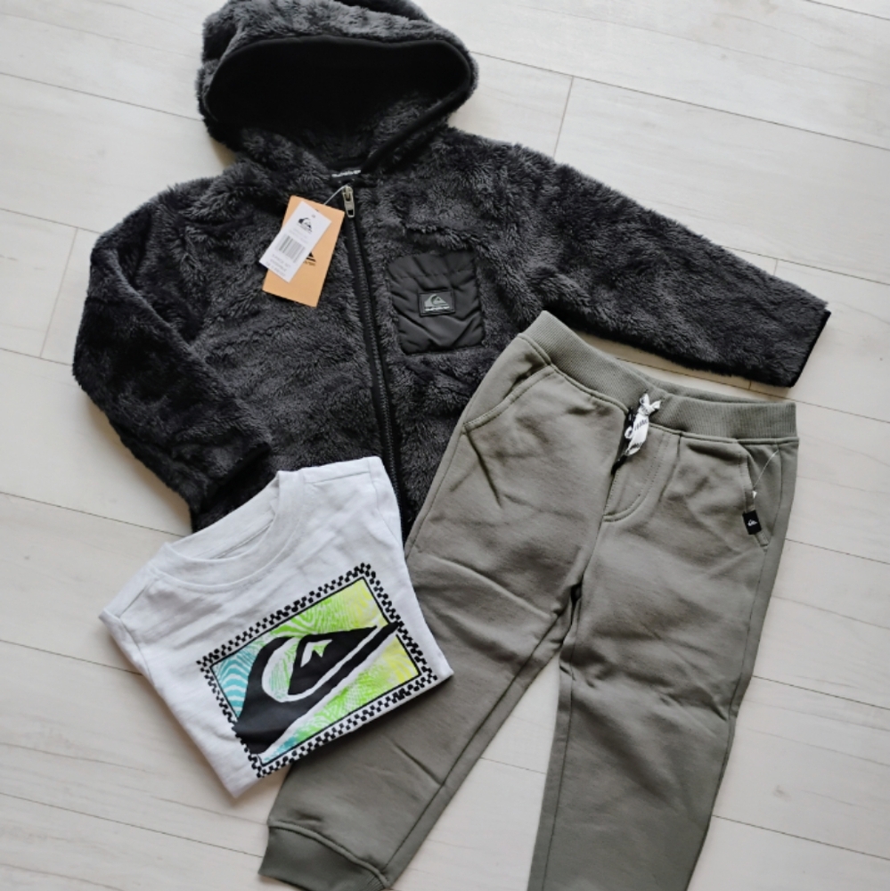 QUIKSILVER NEW Sherpa Fleece Jacket, T-shirt & Jogger Set